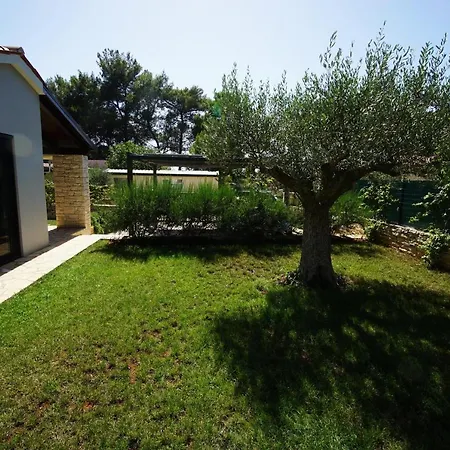 Holiday home Casa Pinea Fazana Vodnjan
